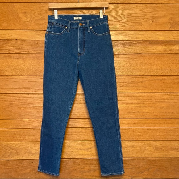 Wrangler Heritage Slim sample tapered leg logo jeans - Picture 3 of 6
